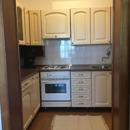 Lejlighed In Palit With Sea View, Balcony, Wifi