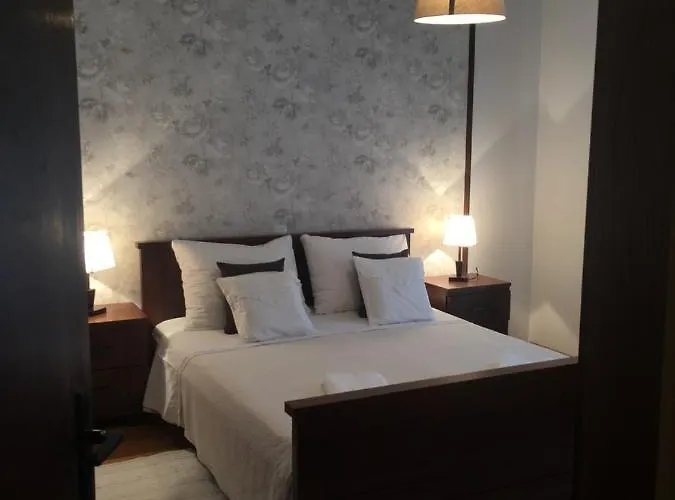 In With Sea View, Balcony, Wifi Apartament Palit